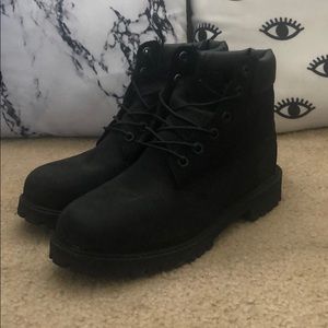 Black women’s Timberlands